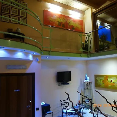 לינה וארוחת בוקר Domus Traiani בנוונטו