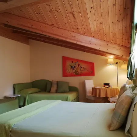 Domus Traiani 4*