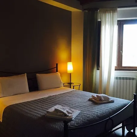 Bed & Breakfast Domus Traiani Benevento