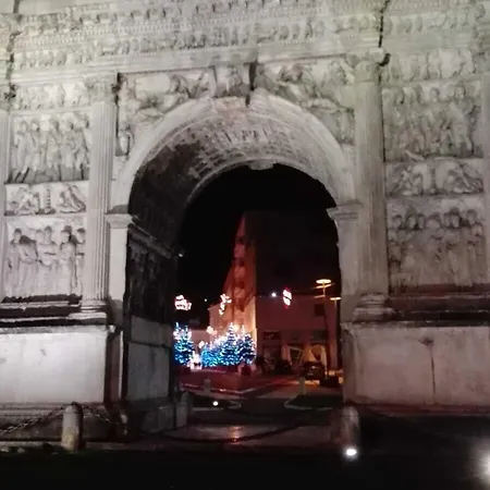 Bed & Breakfast Domus Traiani