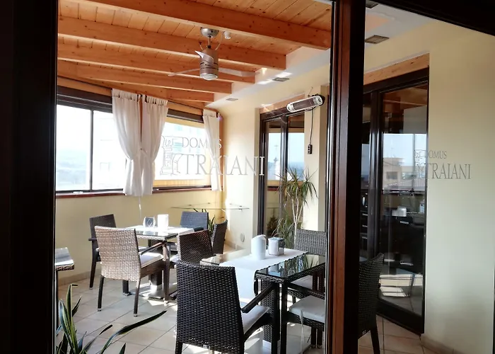 Domus Traiani 4* Μπενεβέντο